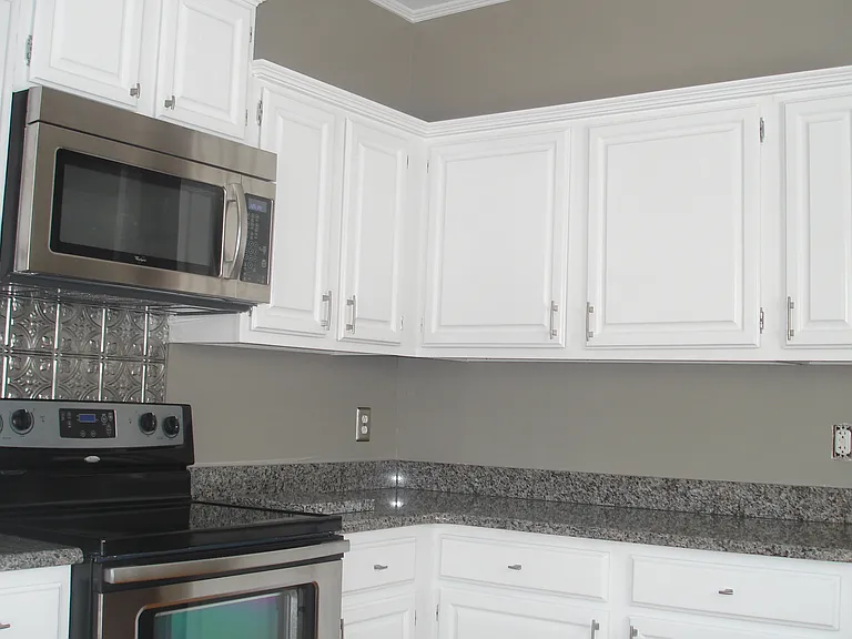 227 S Clarkson St — Photo 7