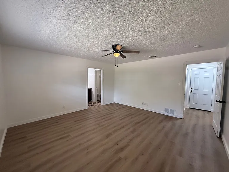 3106 Sierra Dr — Photo 10
