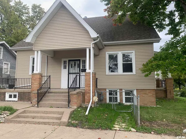 1800 N New York Ave, Peoria, IL 61603