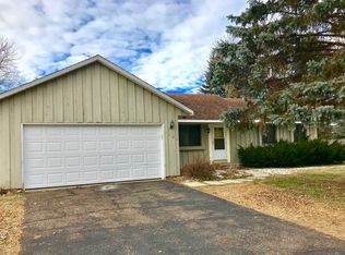 7496 Jeffery Ln S, Cottage Grove, MN 55016