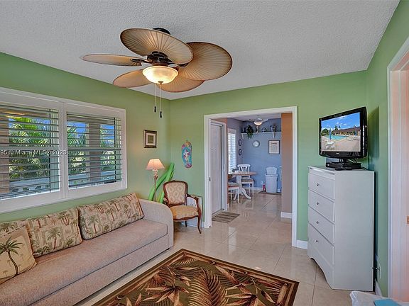 3rd image of 1160 Mahogany Way APT 204