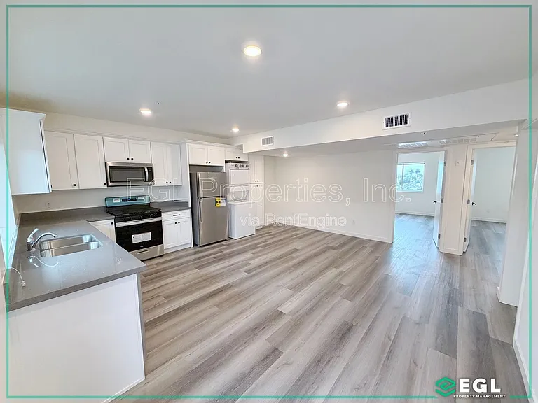 10505 Hawthorne — Photo 7