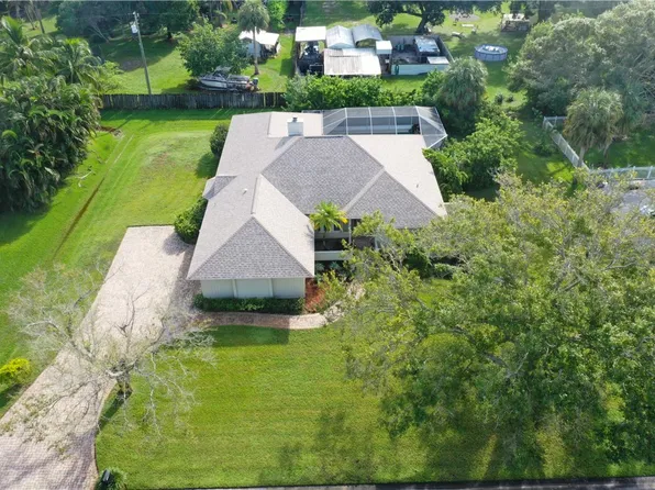 386 32nd Ave SW, Vero Beach, FL 32968