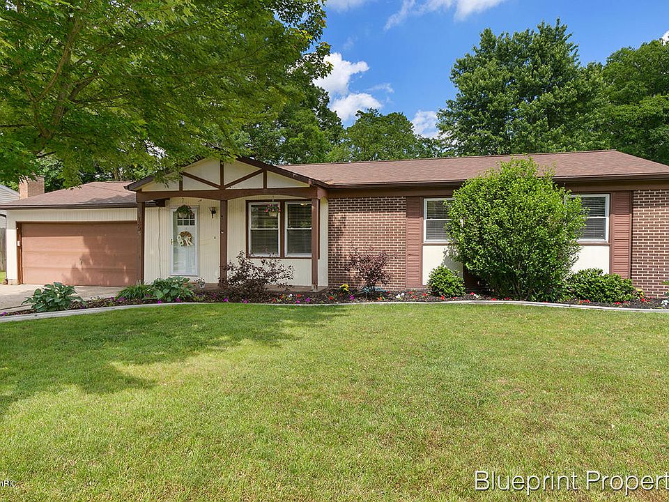 1st image of 139 Lantern Dr NW
