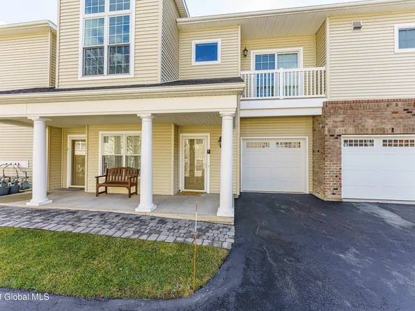 905 Vly Pointe Drive, Niskayuna, NY 12309