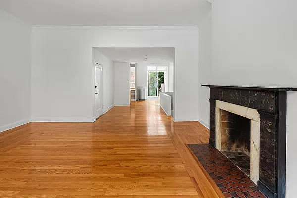 Rented by Douglas Elliman | media 21