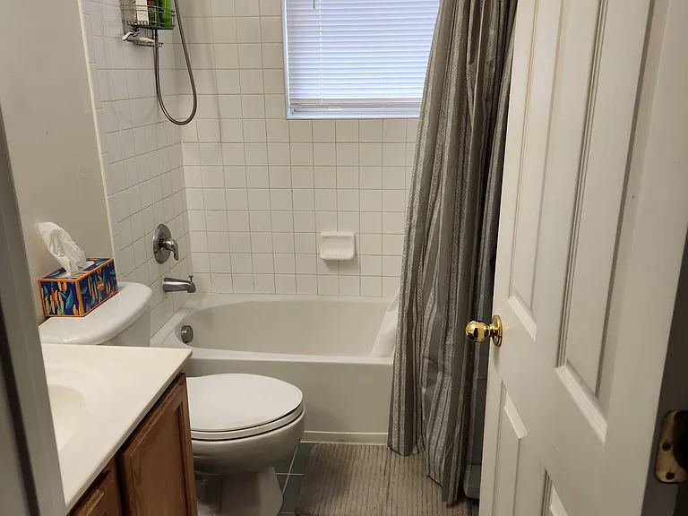 115 Lloyd St — Photo 6
