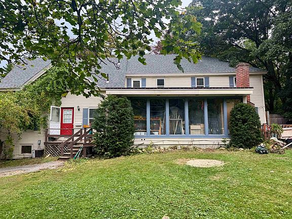 3rd image of 470 Elm Street