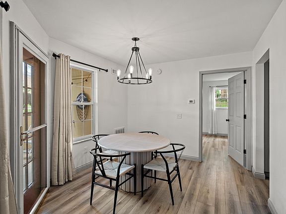 5th image of 7 Highland Meadows Dr Suite 1