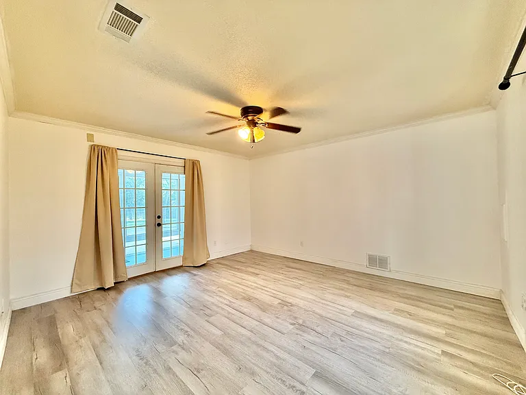 5100 Oak Timbers Ct — Photo 31