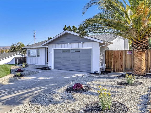 2nd image of 4642 Paloma Ave