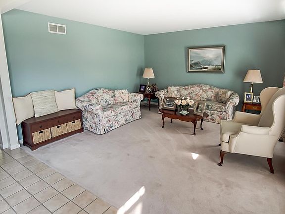 3rd image of 3202 McCowan Dr