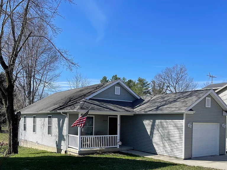22164 Water St — Photo 1