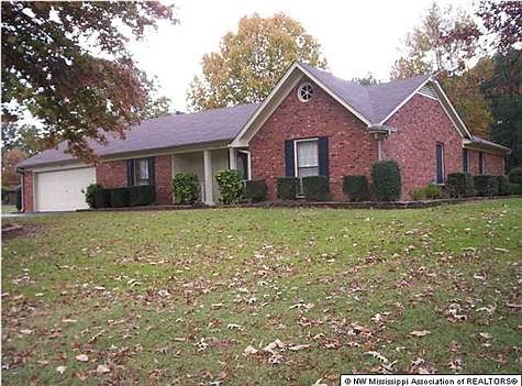 2nd image of 3265 Oak Leaf Dr
