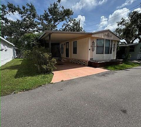 2nd image of 15 Martin Dr