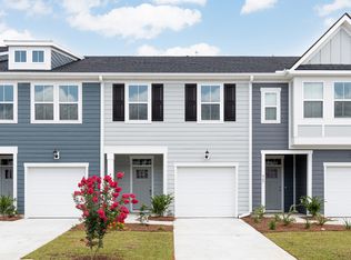 465 Trotters Ln, Moncks Corner, SC 29461