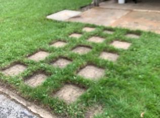 7814 Banks St, Justice, IL 60458