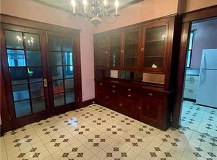 615 Singer Pl, Pittsburgh, PA 15221