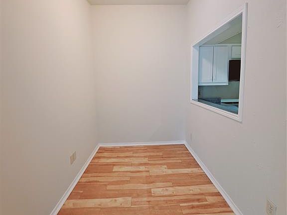 5th image of 2954 Allister St #2954