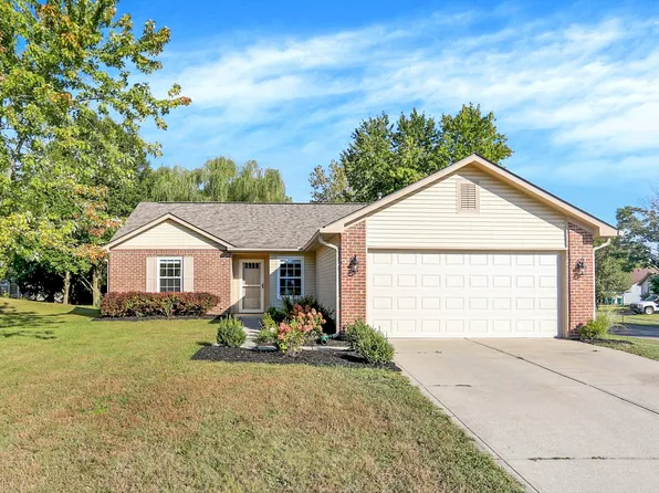 772 Franklin Lakes Blvd, Franklin, IN 46131