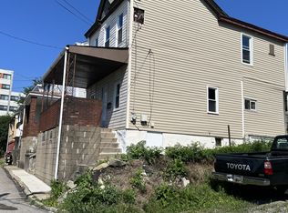 831 Carnival Way, Pittsburgh, PA 15210