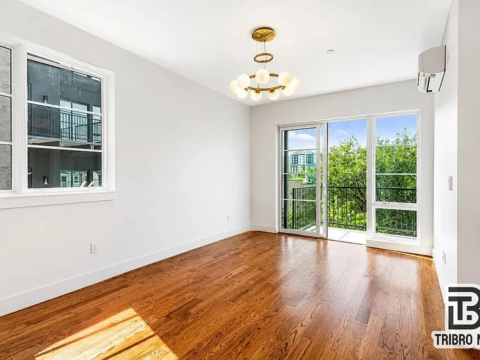 133 Brown Pl #501