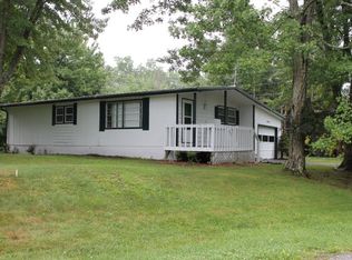 300 Dartmoor Dr, Fairfield Glade, TN 38558