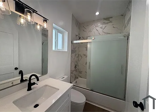 234 E 51st St #238 — Photo 8