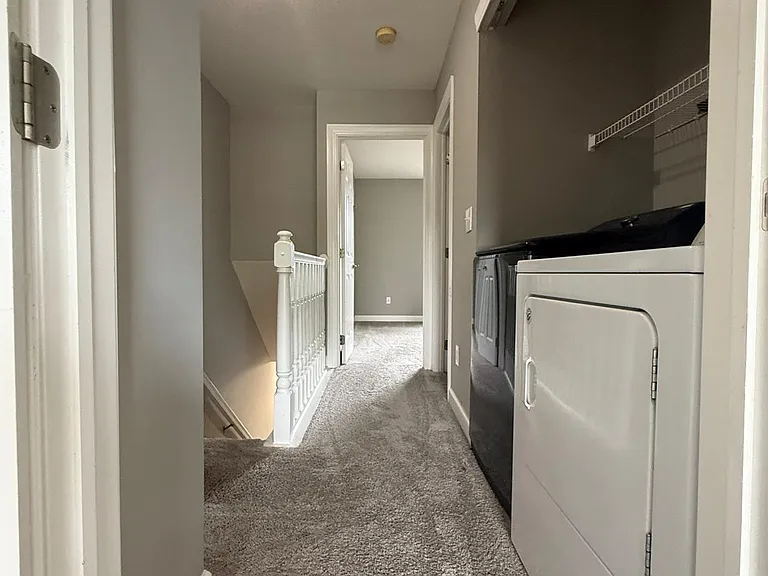 908 Shaula Dr — Photo 12