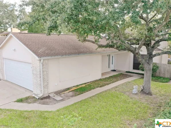 101 Avant Garde Dr, Victoria, TX 77901