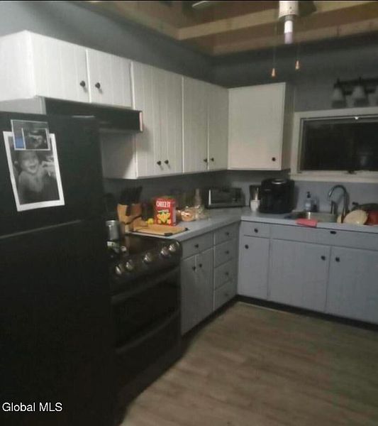 2nd image of 15 William Street