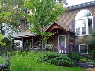 5 Wedgewood Ct, Ronkonkoma, NY 11779