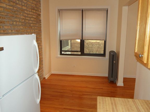 4th image of 6150 N Winthrop Ave APT 224