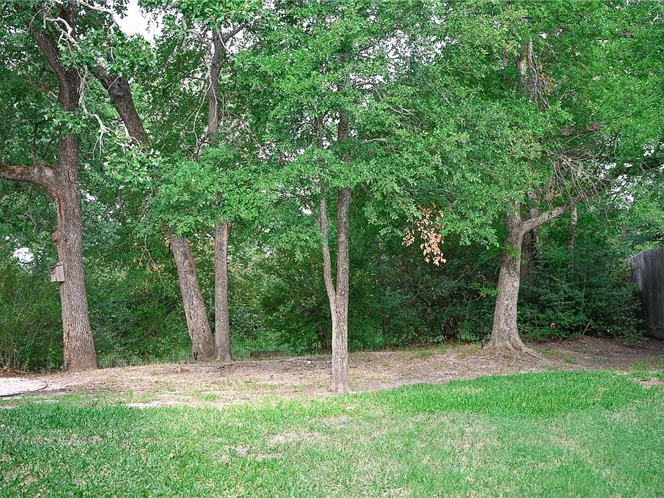2nd image of 2813 Muirwood Ct