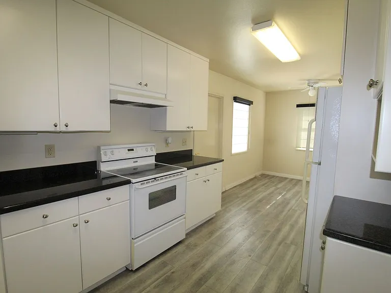 281 S Brent St — Photo 12