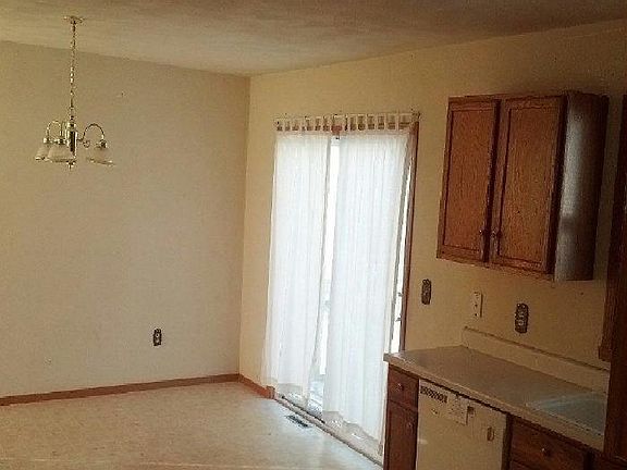 5th image of 850 Needle Point Dr