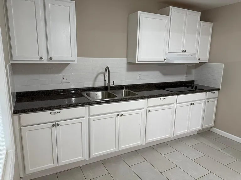 Beautiful counter tops with a comfortable kitchen faucets