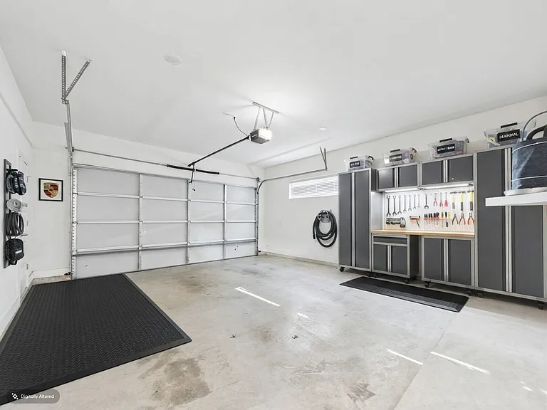6508 Santos St #B — Photo 17