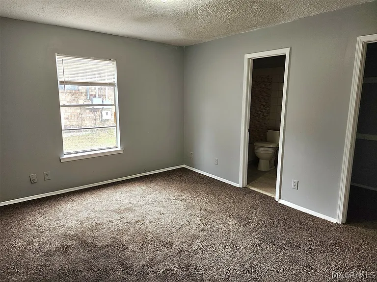 6105 Jennifer Ln — Photo 14