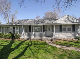 714 Grand Ave, Lincoln, IL 62656