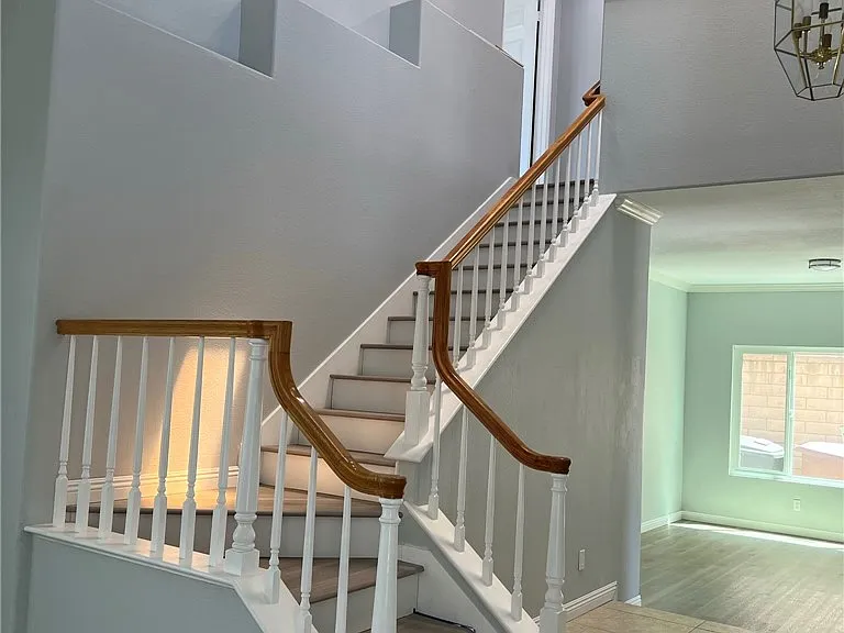 543 S Eveningsong Ln — Photo 9