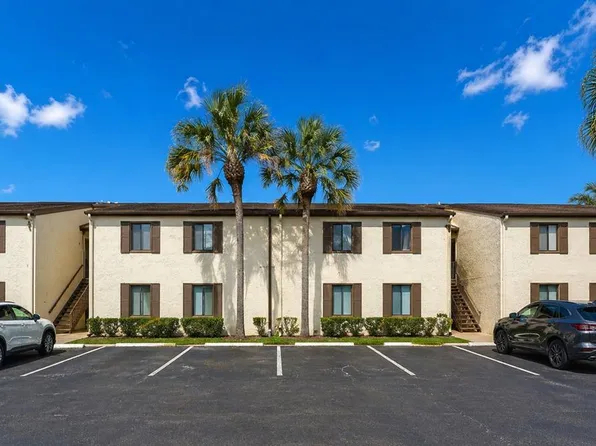 723 115th Ave N APT 2106, Saint Petersburg, FL 33716