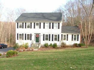 40 Jeremiah Rd, Newtown, CT 06482