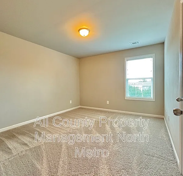 5064 Silver Fox Trl — Photo 11