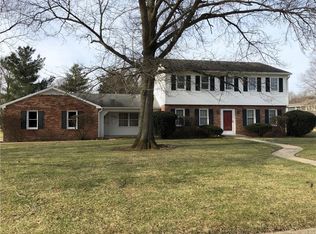 4322 N Riverside Ct, Columbus, IN 47203