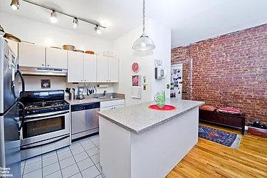 Rented by Brown Harris Stevens