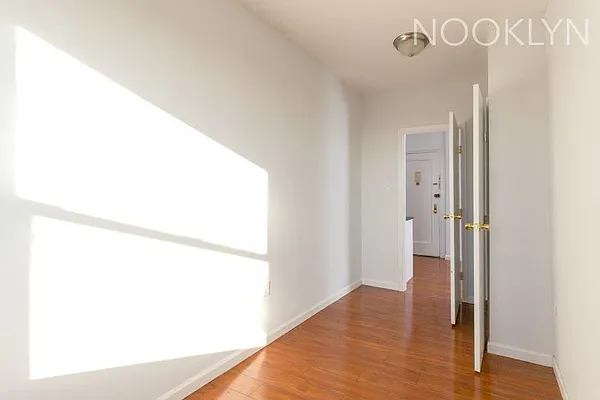 Rented by Nooklyn NYC LLC | media 17