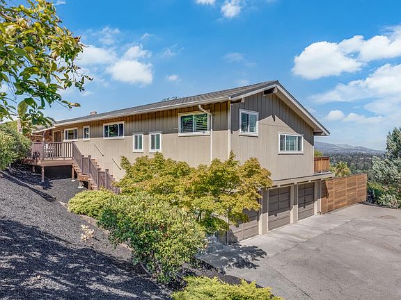 4th image of 120 Drysdale Dr