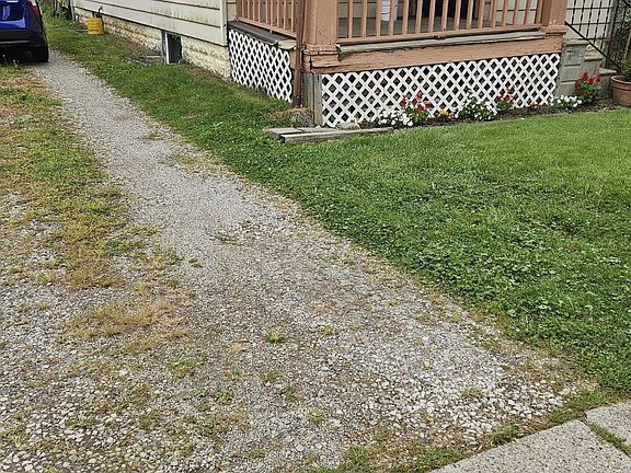 5th image of 100 Moreland Ave