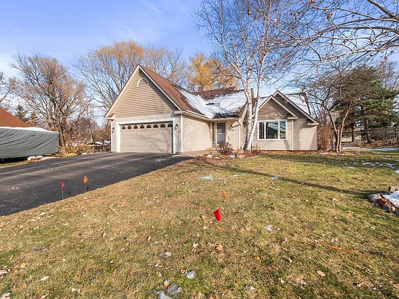 4th image of 1704 Slater Ln